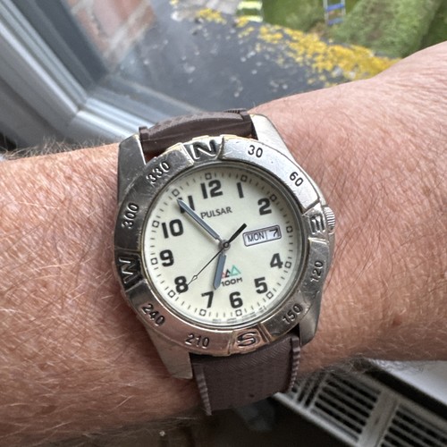 Vintage pulsar seiko - by,