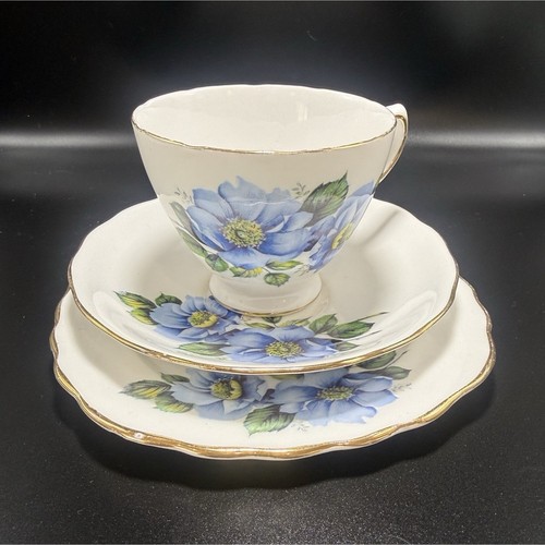 Royal osborne bone china - royal,