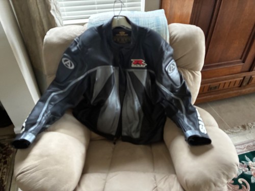 Suzuki all leather - , motorcycle