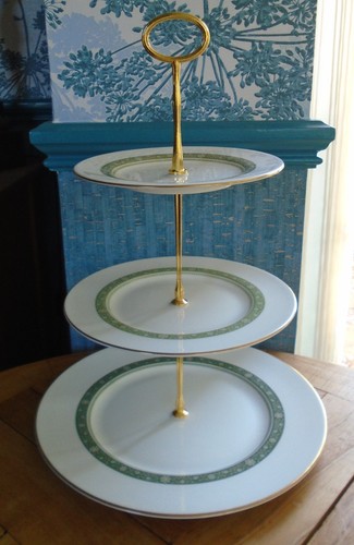 Royal doulton rondelay tier - royal,