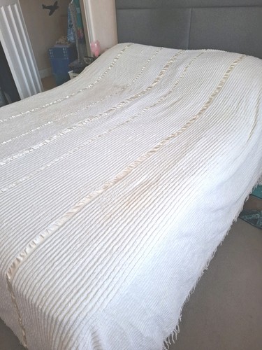 Candlewick bedspread cream - candlewick,