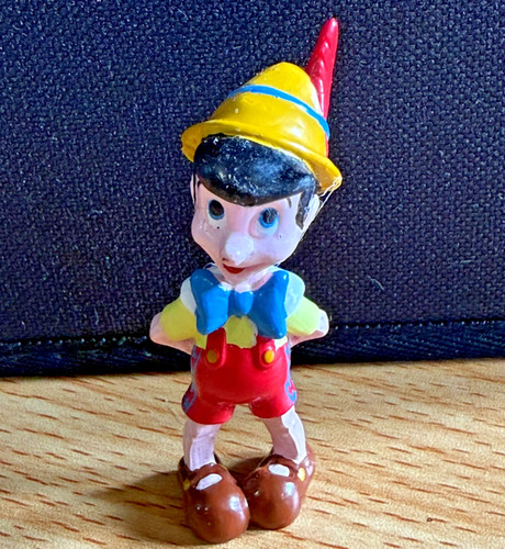 Disney applause pinocchio - disney,