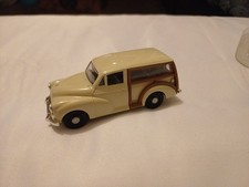 Corgi 1/43 Scale Morris Minor