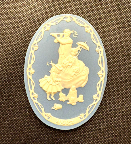 Blue white wedgwood - white,