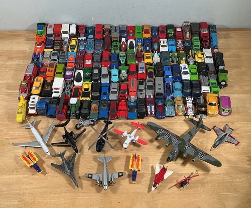 Branded diecast car vehicle - branded, /