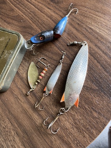 Vintage fishing lures - vintage, lot