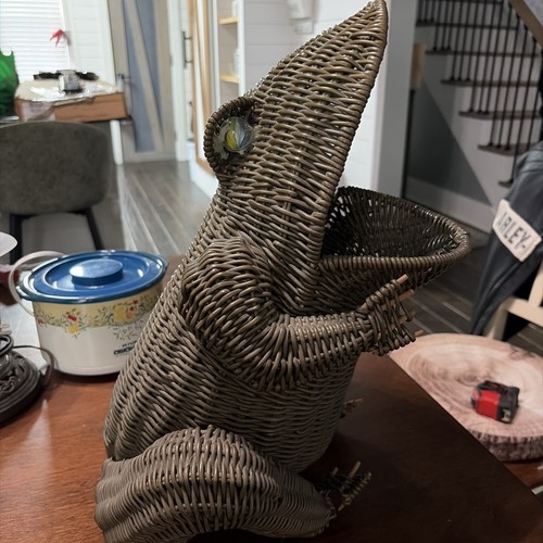 Vintage mcm frog - basket, bin