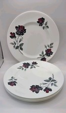 Royal Albert Masquerade Dinner Plates Set Of 4 Dia 26cm Floral Pattern c.1970s.