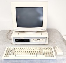 Amstrad PC1640SD With Monitor