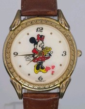 Vintage Mickey Inc Disney Minnie Quartz Watch Heart Second Hand 