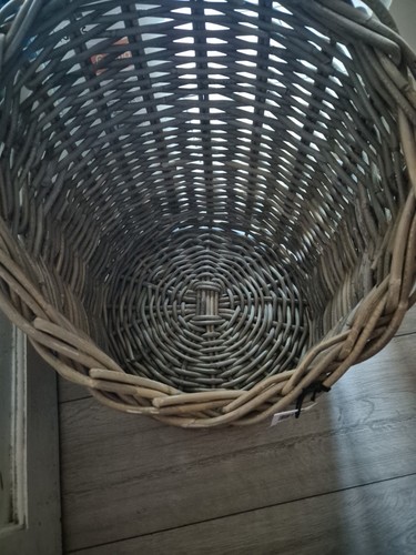 Ivyline wicker log basket - log,