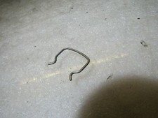 Renault Megane 2 mk2 2.0 16v F4R F4R771 engine fuel injector pipe clip 