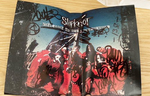 Signed slipknot welcome - signed,