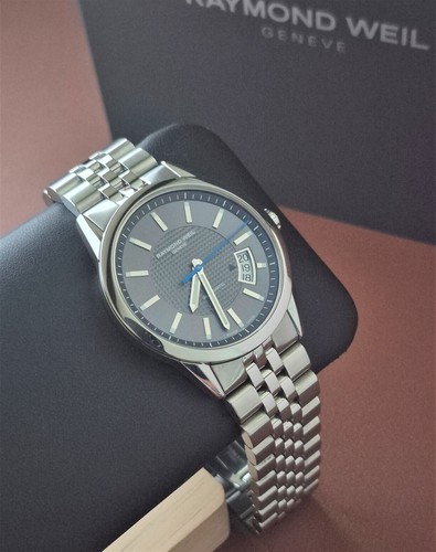 Raymond weil freelancer - weil,