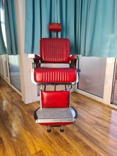 Professional Barber Chair with 360 Swivel and Hydraulic Pump for Hair Stylists