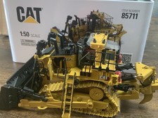 Diecast Masters 1/50 Scale Cat D10 Dozer Diecast Model, High Detail, Metal Box