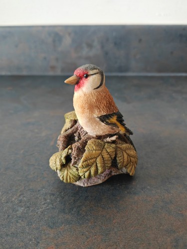 Arden sculptures goldfinch - goldfinch, 408