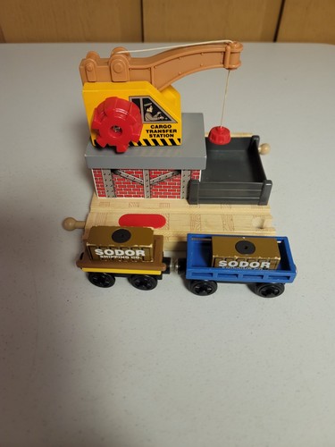 Thomas wooden railway cargo - thomas,