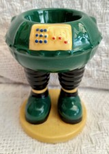 WALLACE & GROMIT - MARKS AND SPENCER - THE WRONG TROUSERS EGG CUP