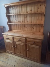 Beautiful pine dresser pre-owned 