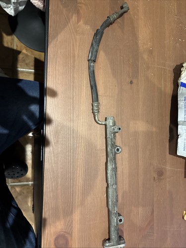 Toyota starlet fuel rail - starlet,
