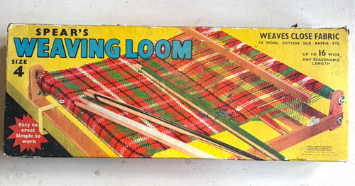 Spear weaving loom - loom, size