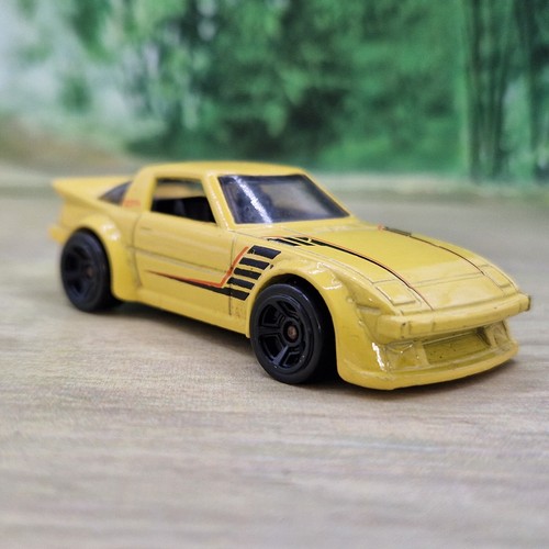 Hot wheels mazda - hot, diecast