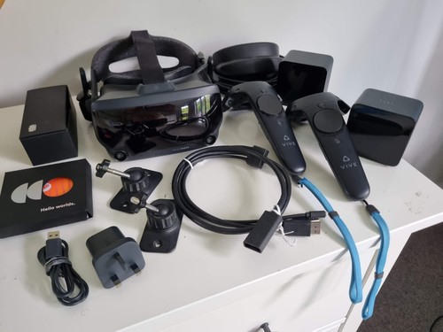 Boxed valve index kit htc - boxed, +