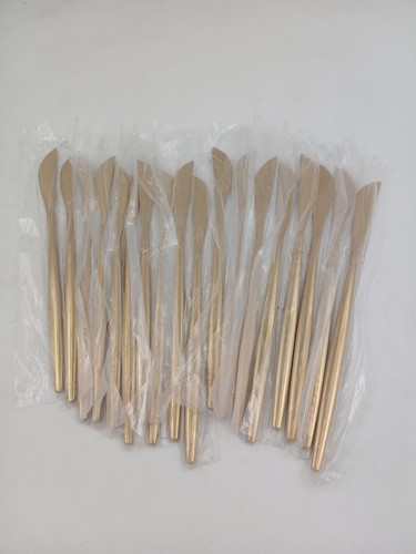 Gold tone metal dinner - gold,