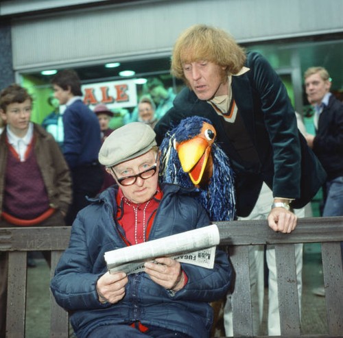 Rod hull his - hull, feathered