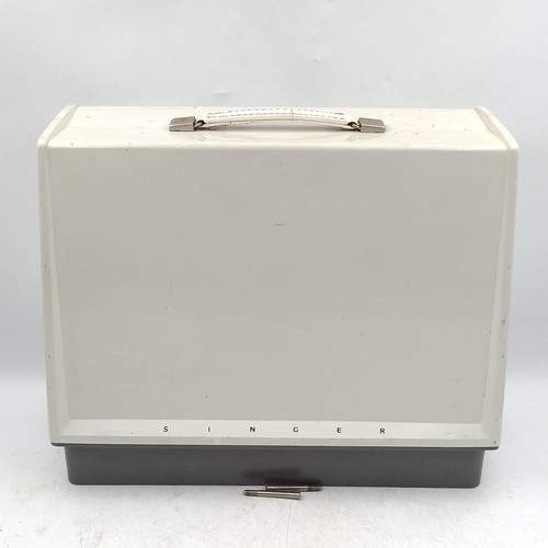 Singer 457 plastic case base - case, &
