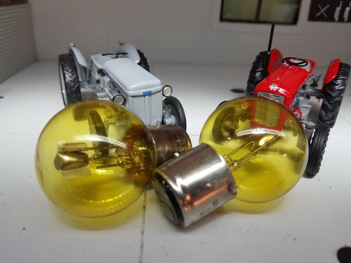Yellow headlight headlamp - 2x,