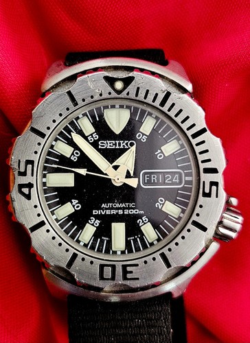 Seiko diver 200m - 200m, black