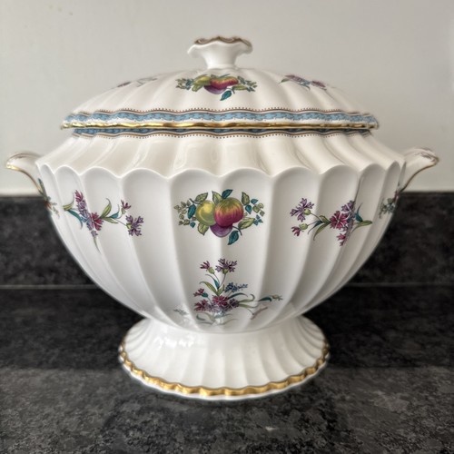 Spode trapnell sprays - trapnell, lidded