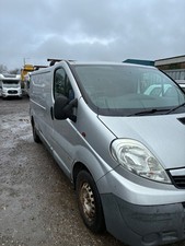2013 Vivaro with window