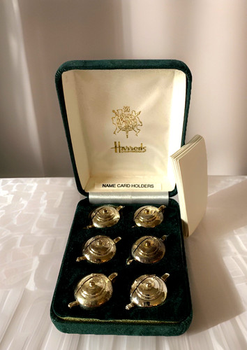 Harrods name card holders - name,