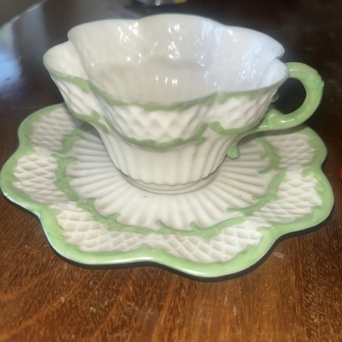 Belleek guilded green - green, cup