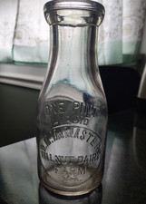 Antique Pint Milk Bottle VERY SCARCE W.M. McMaster Walnut Dairy Farm PA unknown