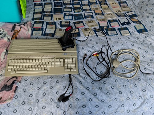 Atari 520 stfm computer - atari,