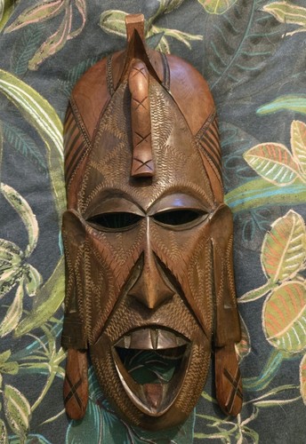 1980 carved jambo kenya - carved,