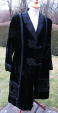 VICTORIAN STYLE BLACK VELVET