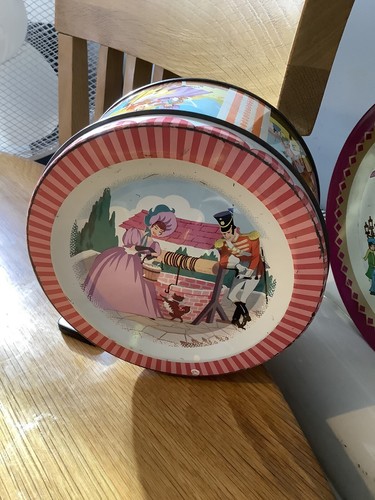 Mackintoshs quality street tin - mackintoshs,