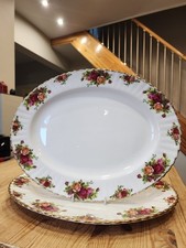 2 x Royal Albert OLD COUNTRY ROSES 15" oval serving platters