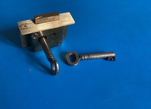 Antique brass lever till - lever, /