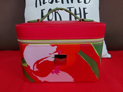 Ted baker hot pink vanity - hot,