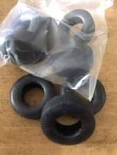 8x WSI Super Single tyres 