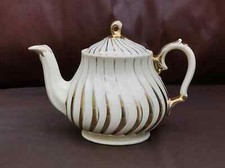 Sadler Teapot. A classic