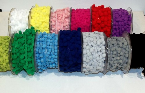 Pom bobble trim - trim, 15mm