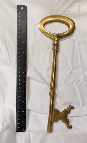 Huge oversized vintage - huge, 12"