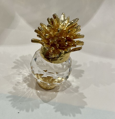 Glass and gold tone - glass,